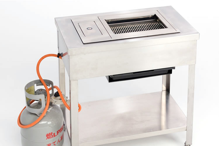 焼肉無煙ロースターとステンレス焼き台